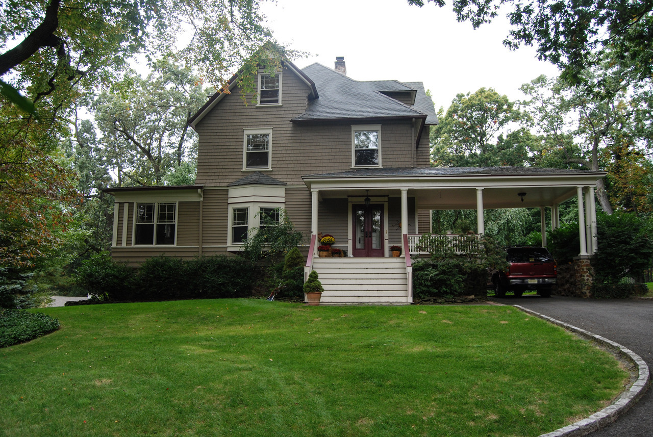 49 Hilltop Ter, Chatham, NJ 07928 The Oldendorp Group